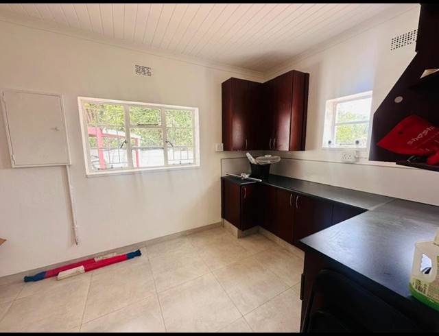 5 BEDROOM HOUSE FOR SALE IN WYCHWOOD